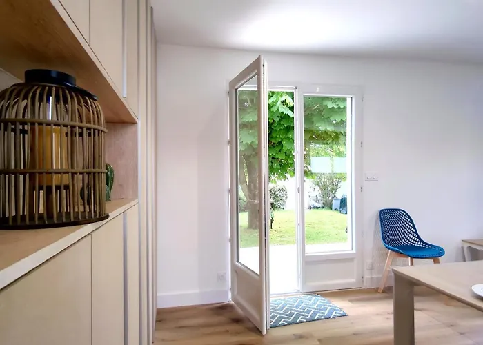 Sous Le Marronnier - Maison Pour 4 Avec Jardin Royan