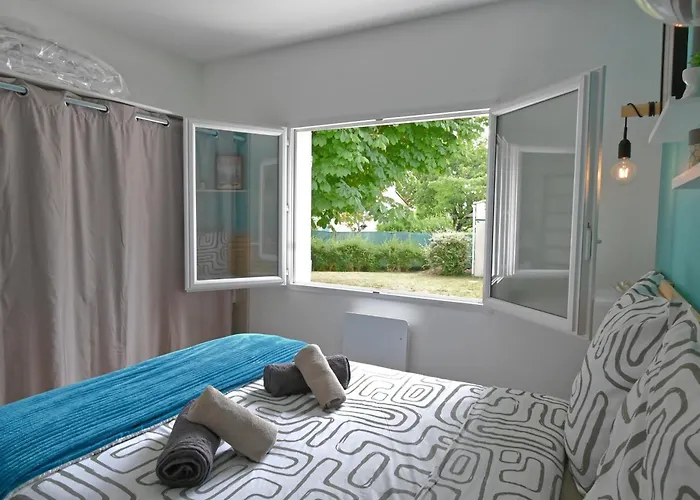 Sous Le Marronnier - Maison Pour 4 Avec Jardin