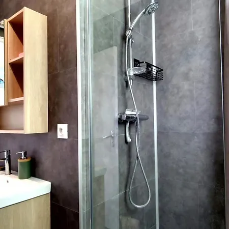 Sous Le Marronnier - Maison Pour 4 Avec Jardin Holiday home