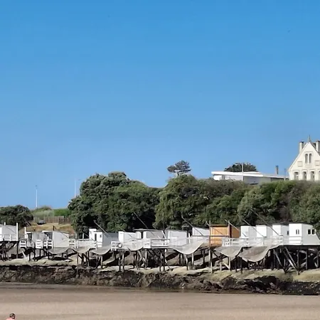 Sous Le Marronnier - Maison Pour 4 Avec Jardin * ロワイヤン