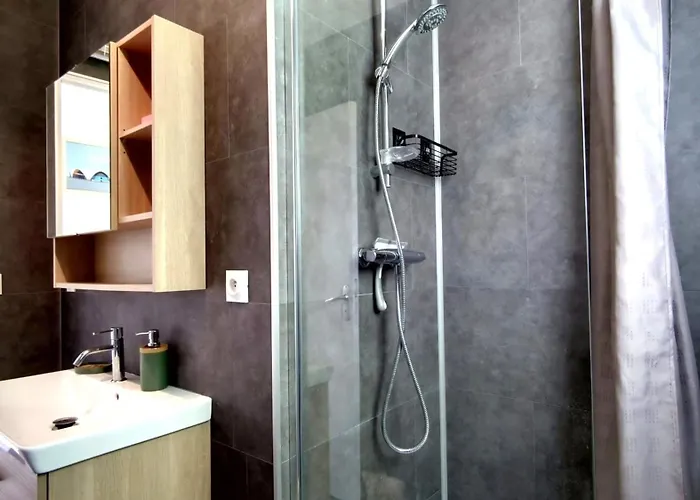 Sous Le Marronnier - Maison Pour 4 Avec Jardin Holiday home